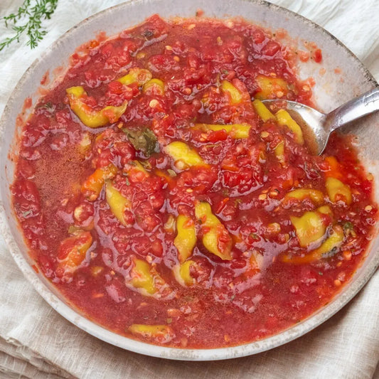 Zeytinyağlı Acılı Domates Turşusu – Antep Usulü Kütür Lezzet | Ali Fermante 1000 CC Cam Kavanoz