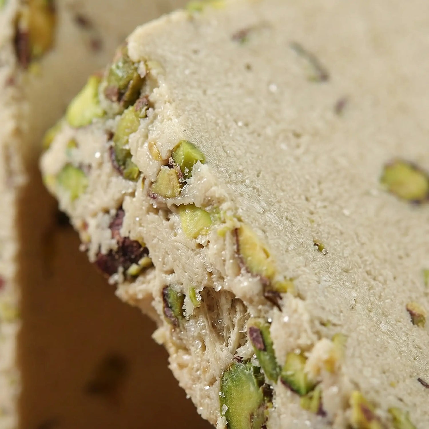 Ali Fermante Doğal Antep Fıstıklı Tahin Helvası | Geleneksel Gurme Lezzet (470 Gr)